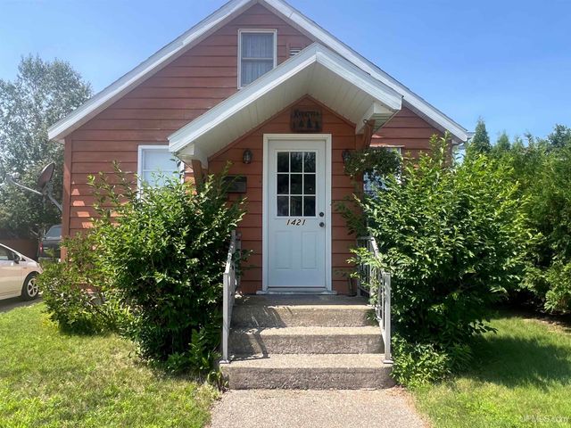 $135,000 | 1421 North 19th Street, Escanaba, MI 49829