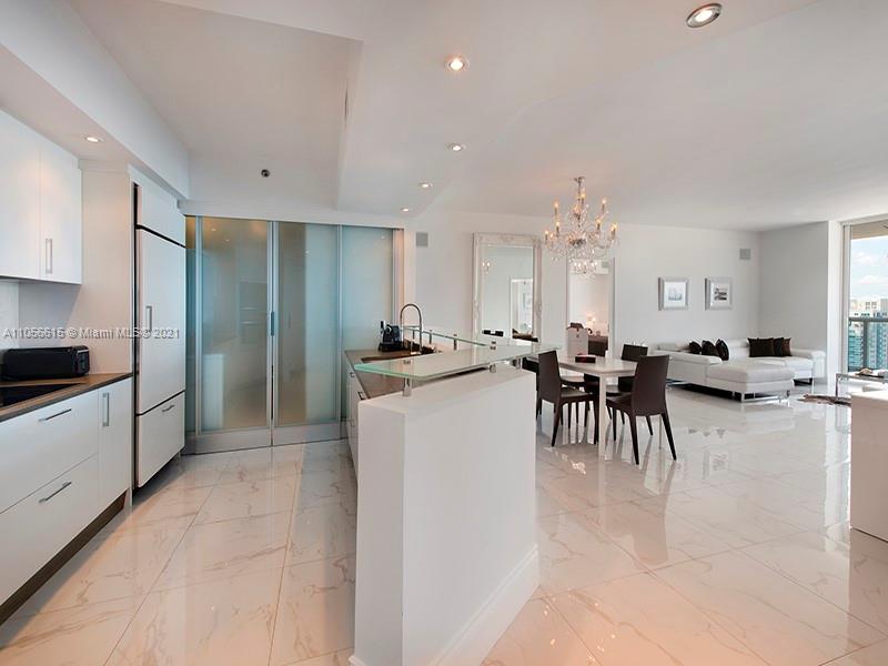450 Alton Road, Unit 3306 Miami Beach, FL 33139 - Photo 16 of 24