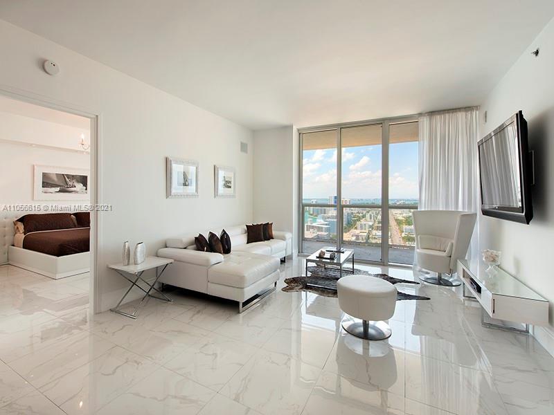 450 Alton Road, Unit 3306 Miami Beach, FL 33139 - Photo 4 of 24