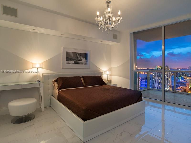 450 Alton Road, Unit 3306 Miami Beach, FL 33139 - Photo 6 of 24
