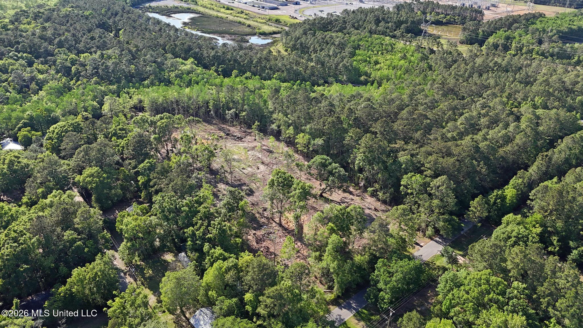 12601 Berkley Road Moss Point, MS 39562 - Photo 2 of 8 002