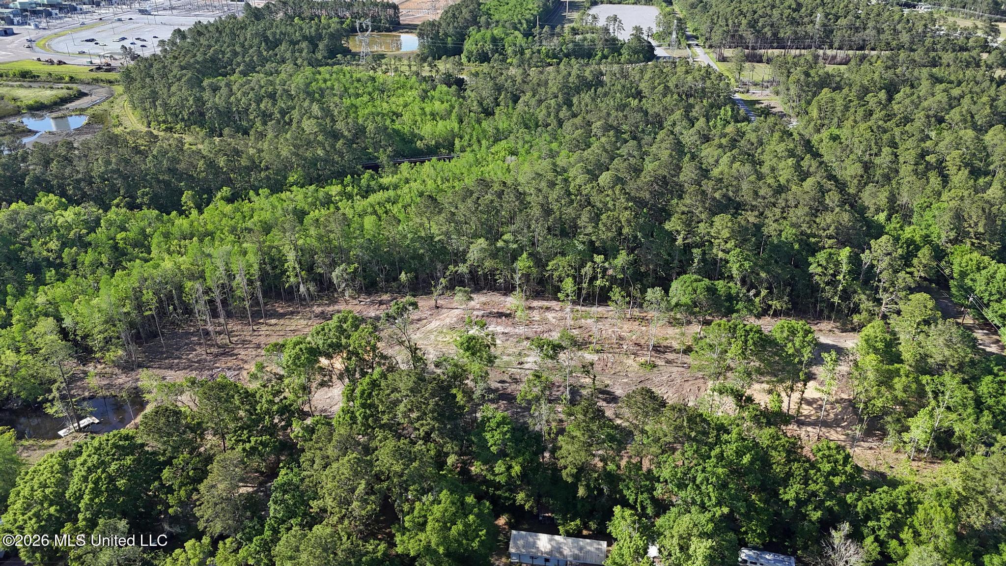 12601 Berkley Road Moss Point, MS 39562 - Photo 3 of 8 003