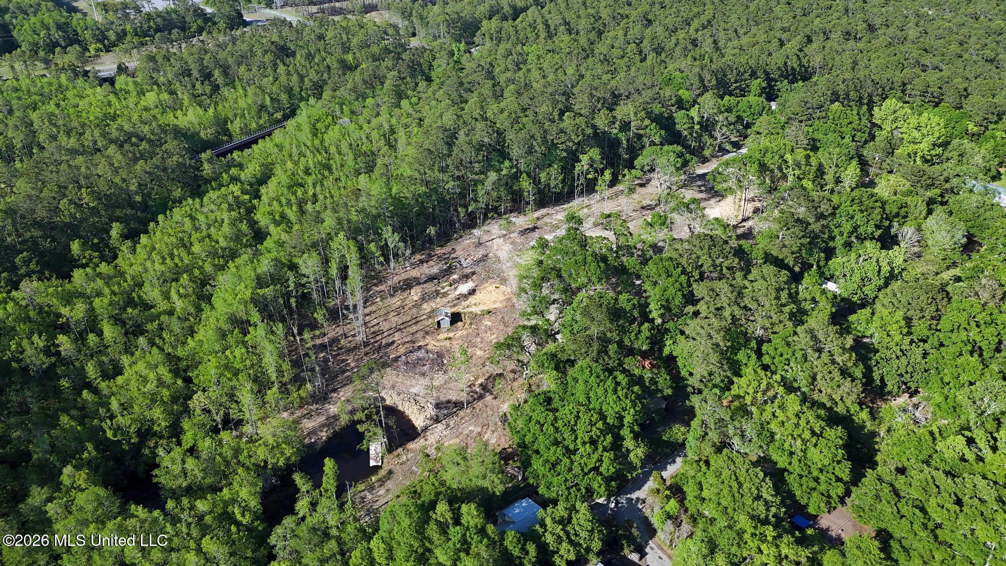 12601 Berkley Road Moss Point, MS 39562 - Photo 4 of 8 004