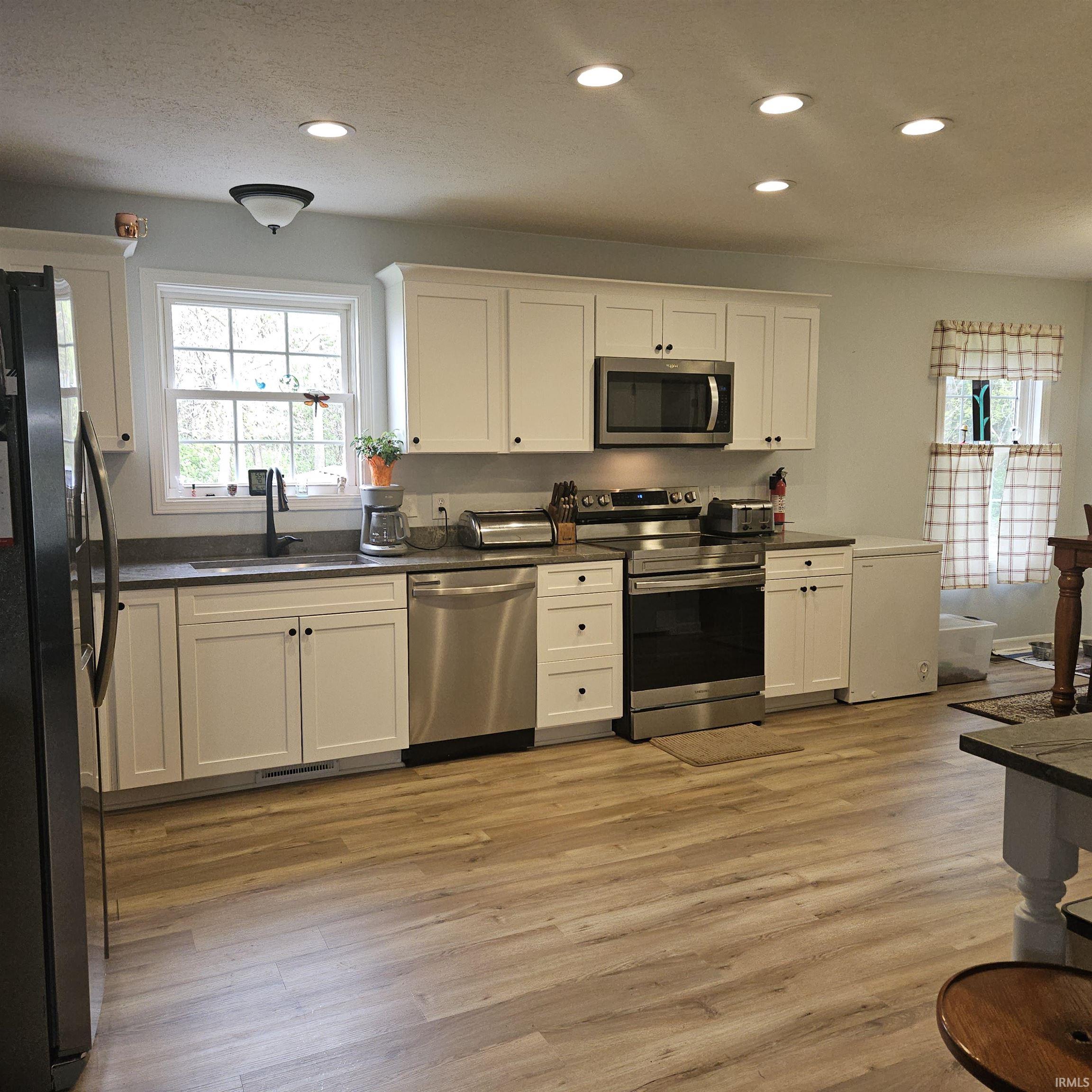 8983 Chestnut Road Bourbon, IN 46504 - Photo 9 of 33 Gallery Image 9
