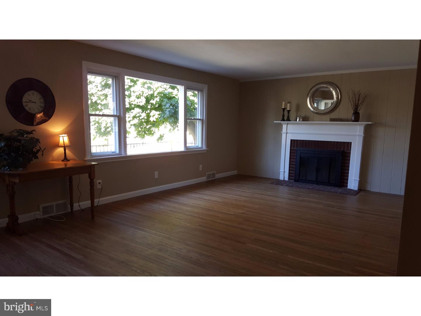 71 Briarwood Road Springfield, PA 19064 - Photo 4 of 14