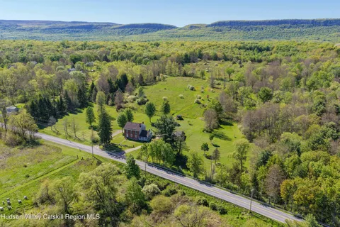 $1,575,000 | 652 Albany Post Road, New Paltz, NY 12561