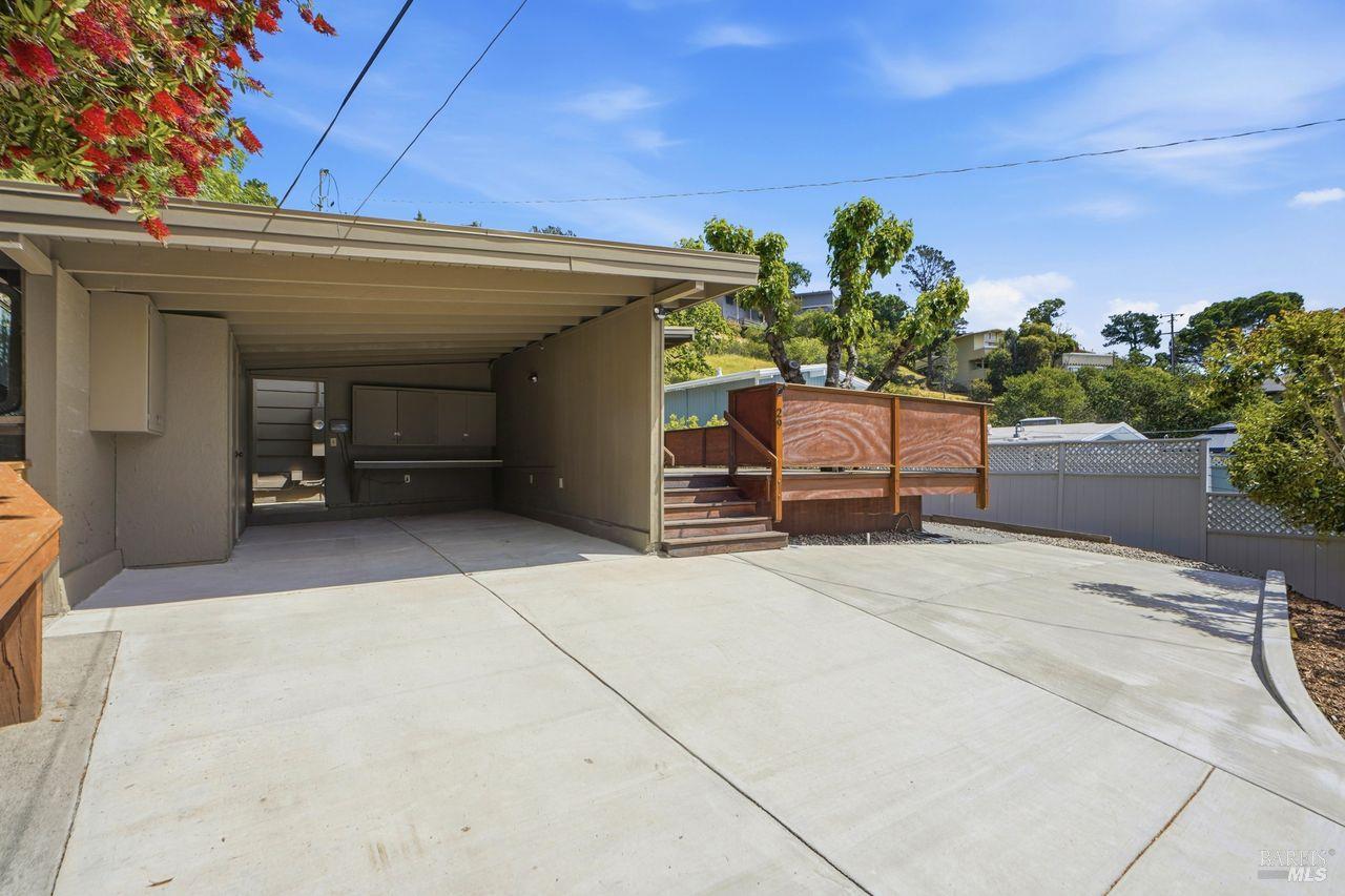 29 Windsor Avenue San Rafael, CA 94901 - Photo 3 of 51