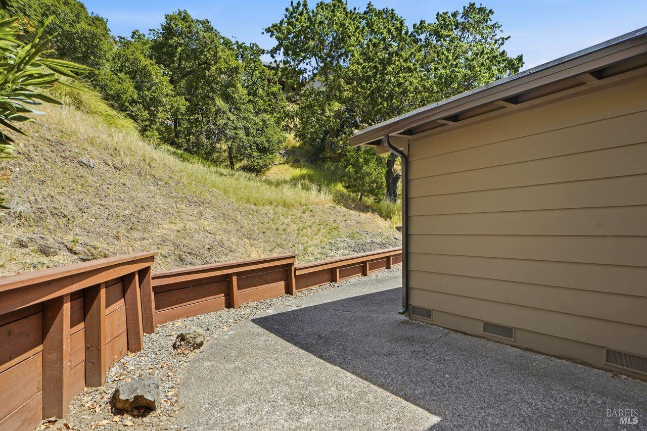 29 Windsor Avenue San Rafael, CA 94901 - Photo 39 of 51