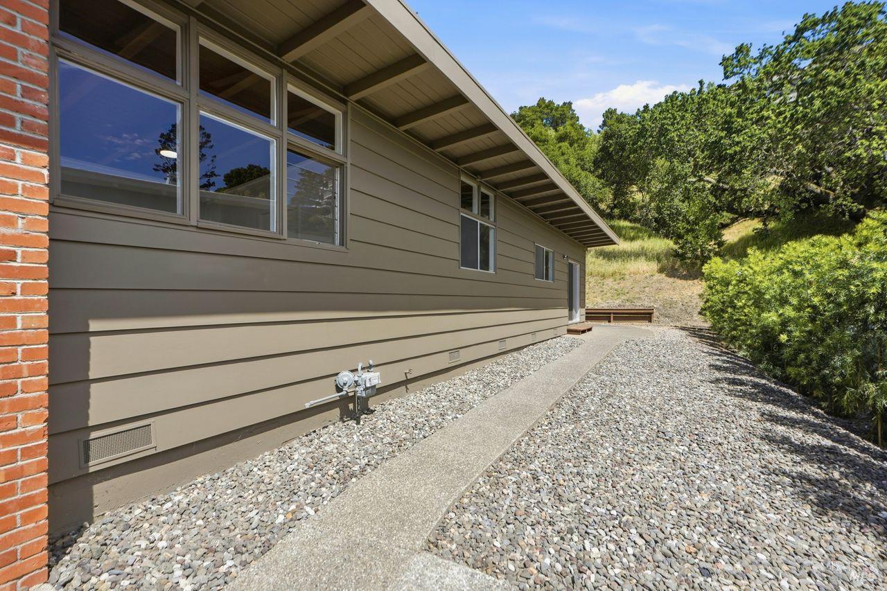 29 Windsor Avenue San Rafael, CA 94901 - Photo 41 of 51