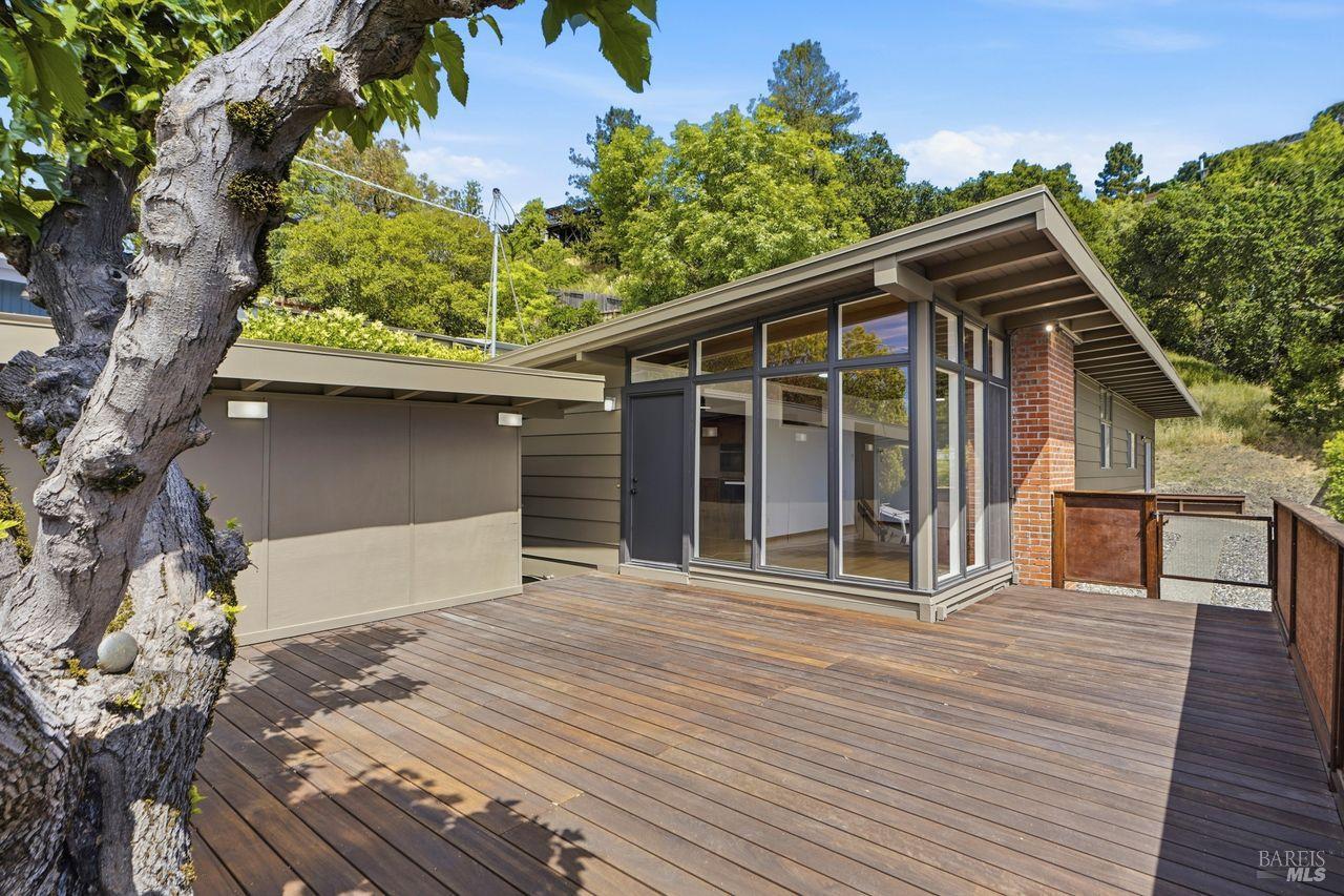 29 Windsor Avenue San Rafael, CA 94901 - Photo 6 of 51