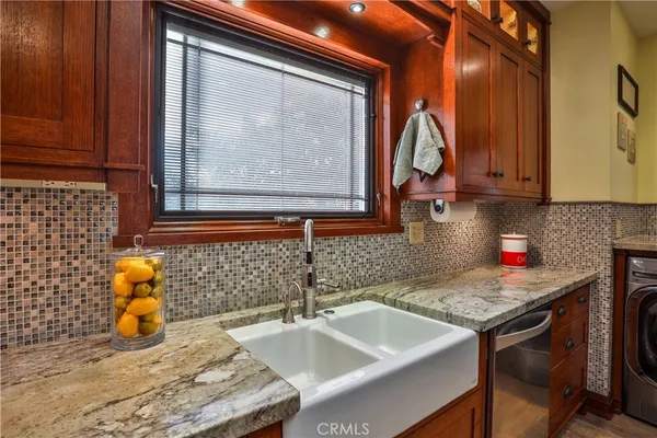 $1,275,000 | 427 Oakdale Drive, Claremont, CA 91711