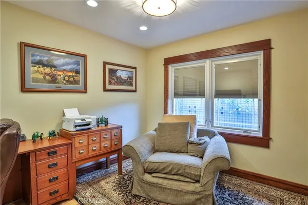 $1,275,000 | 427 Oakdale Drive, Claremont, CA 91711