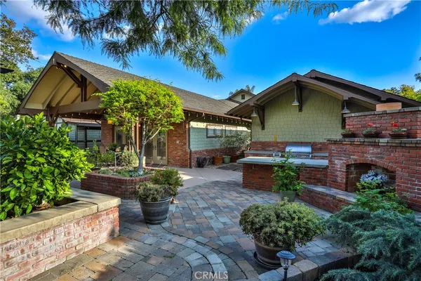 $1,275,000 | 427 Oakdale Drive, Claremont, CA 91711