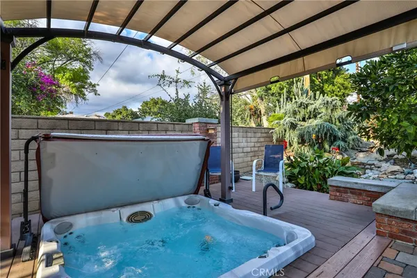 $1,275,000 | 427 Oakdale Drive, Claremont, CA 91711
