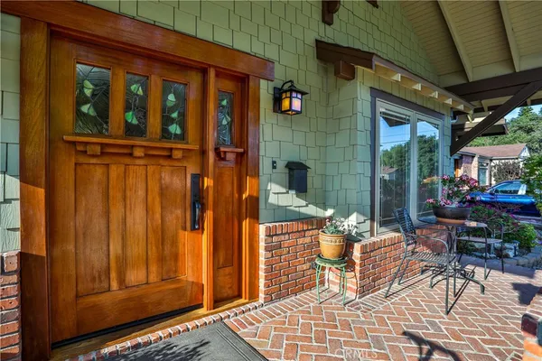 $1,275,000 | 427 Oakdale Drive, Claremont, CA 91711