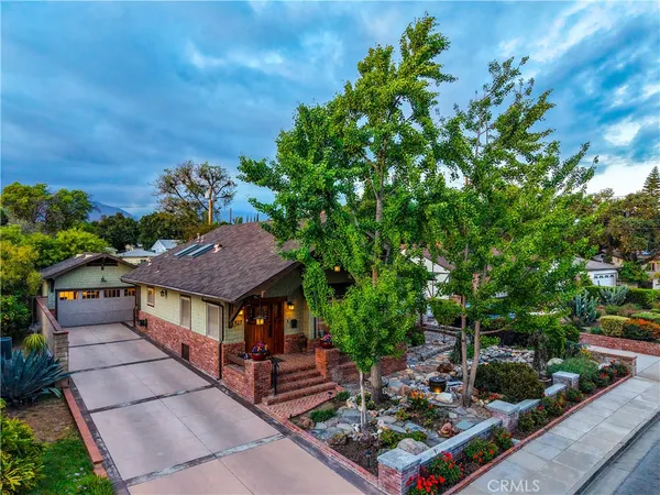 $1,275,000 | 427 Oakdale Drive, Claremont, CA 91711