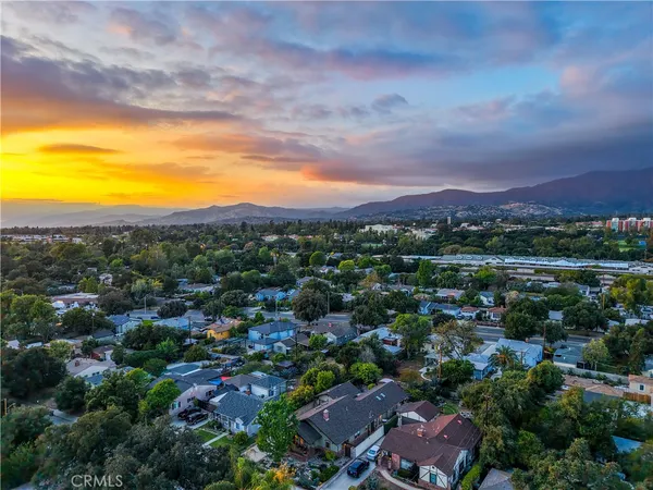 $1,275,000 | 427 Oakdale Drive, Claremont, CA 91711