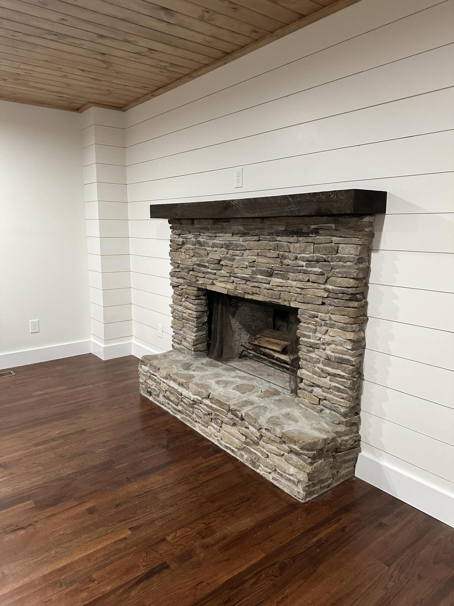 770 Council Road Northeast Charleston, TN 37310 - Photo 9 of 40 Gallery Image 9