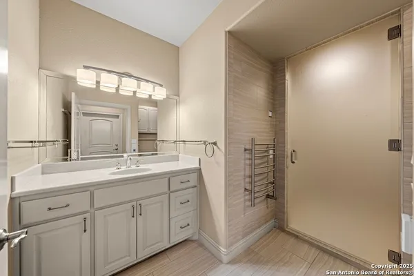 $899,000 | 521 Guadalupe Street, Unit 1101, Kerrville, TX 78028