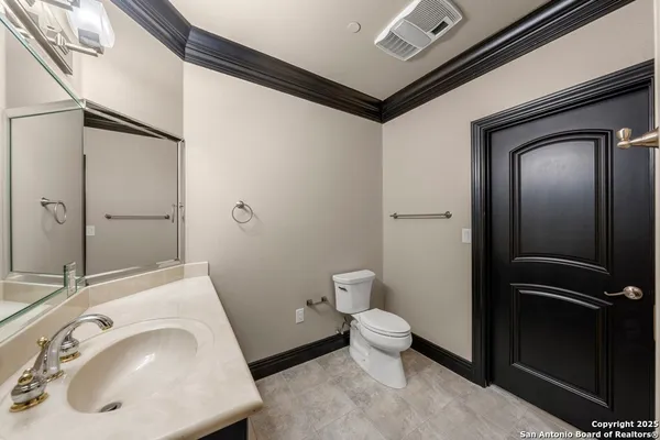 $899,000 | 521 Guadalupe Street, Unit 1101, Kerrville, TX 78028