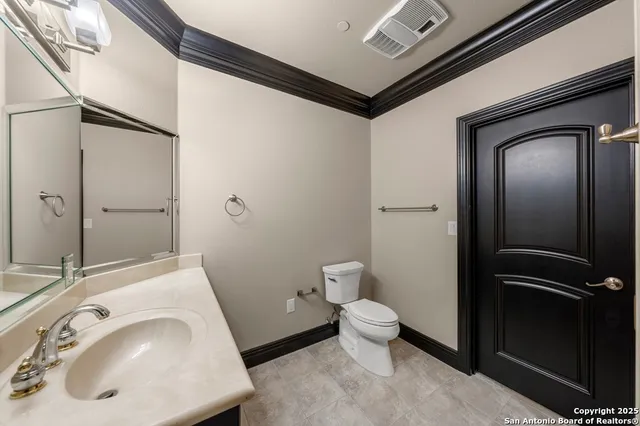 $939,000 | 521 Guadalupe Street, Unit 1101, Kerrville, TX 78028