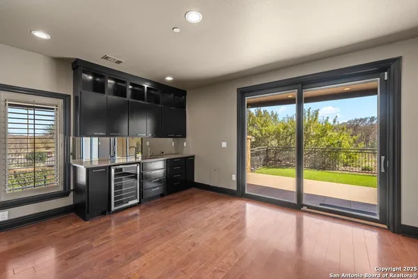 $899,000 | 521 Guadalupe Street, Unit 1101, Kerrville, TX 78028