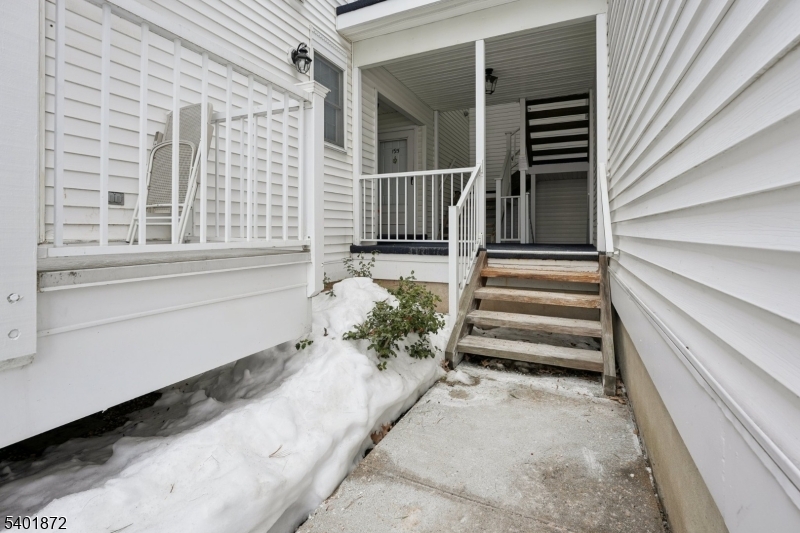 195 Alexandria Way Bernards, NJ 07920 - Photo 2 of 21