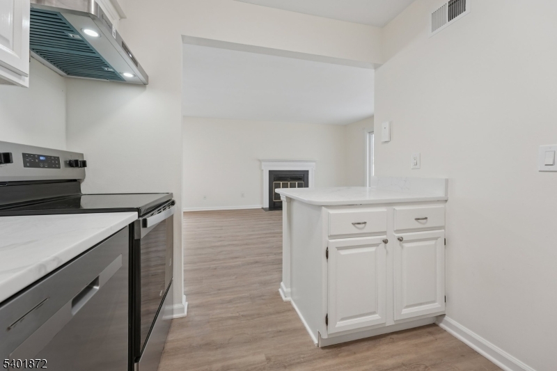 195 Alexandria Way Bernards, NJ 07920 - Photo 9 of 21