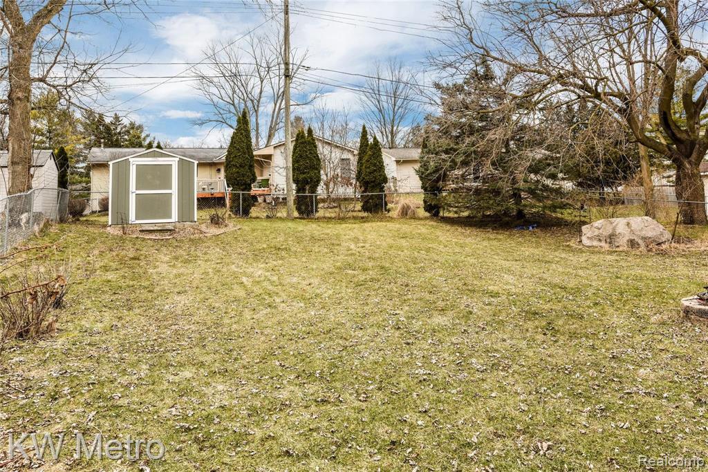 550 May Road Rochester Hills, MI 48307 - Photo 28 of 28
