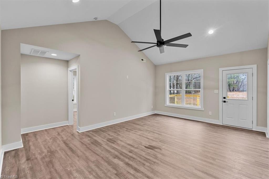125 Albertson Road Thomasville, NC 27360 - Photo 5 of 44