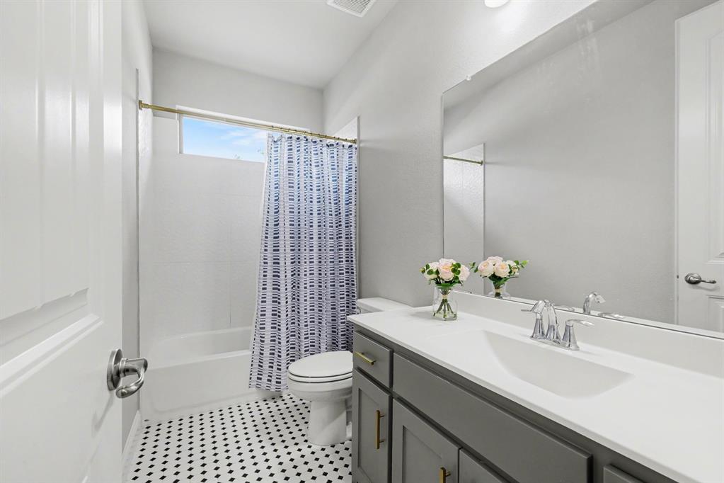 3508 Ruffian Court Celina, TX 75009 - Photo 19 of 33