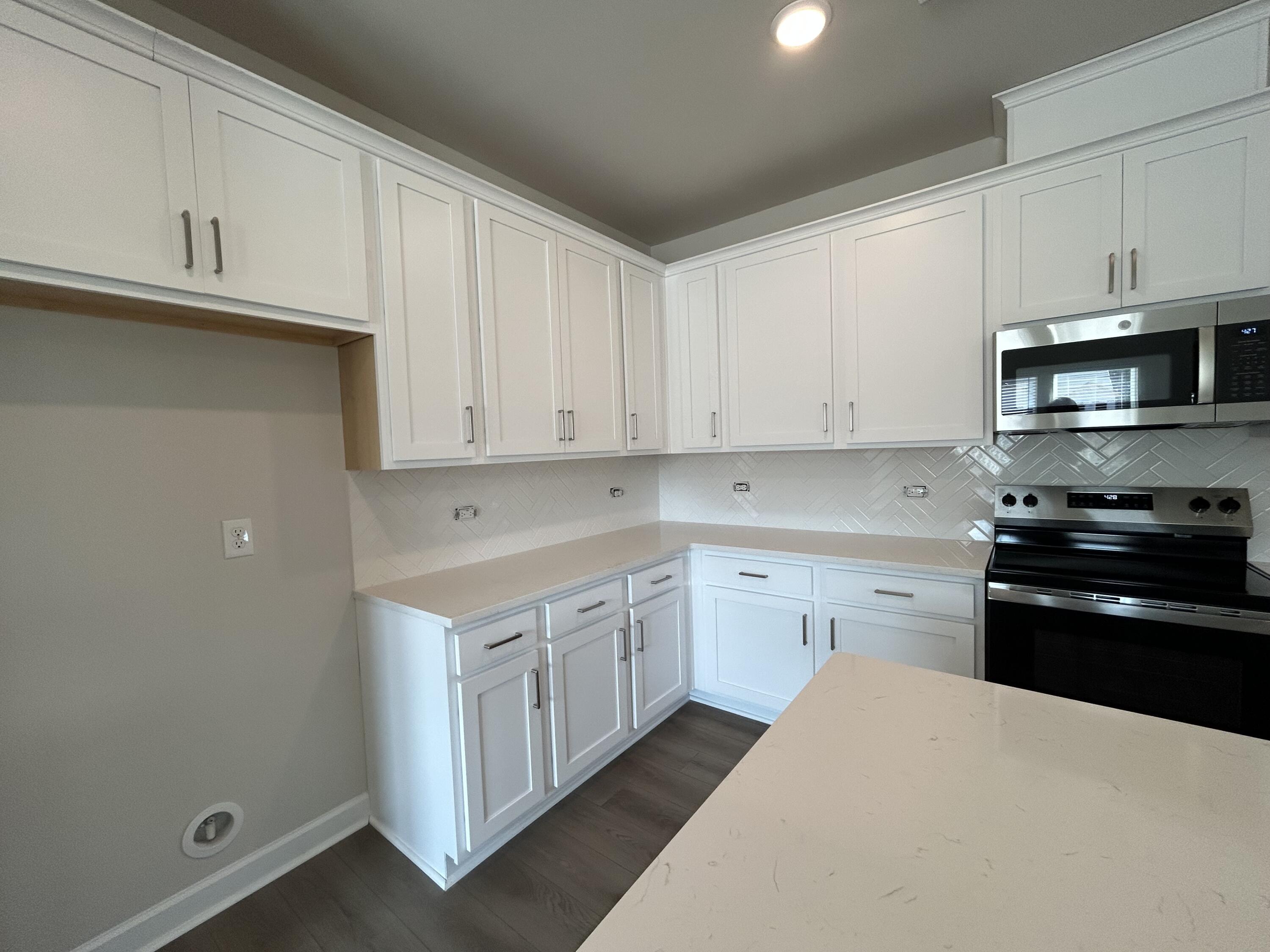 3060 Macaron Court Ravenel, SC 29470 - Photo 5 of 24 IMG_7549