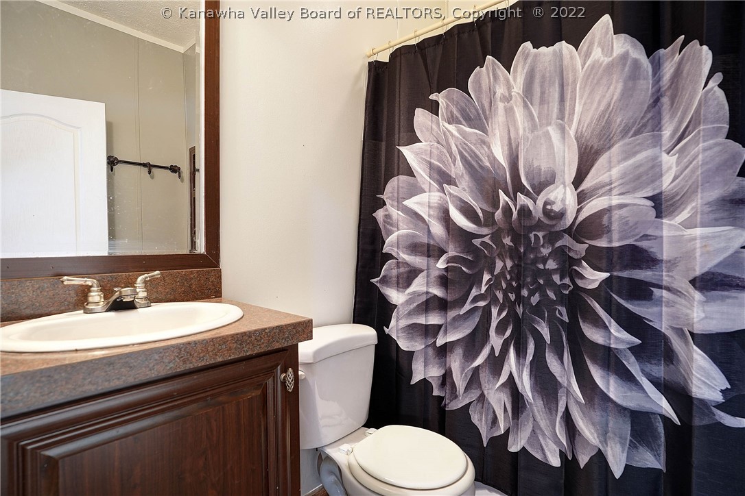 9301 Charleston Road Walton, WV 25286 - Photo 19 of 28 Gallery Image 19