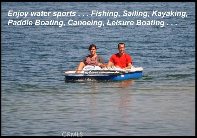 26701 Bluewater Road Helendale, CA 92342 - Photo 13 of 22 a room with a wooden floor