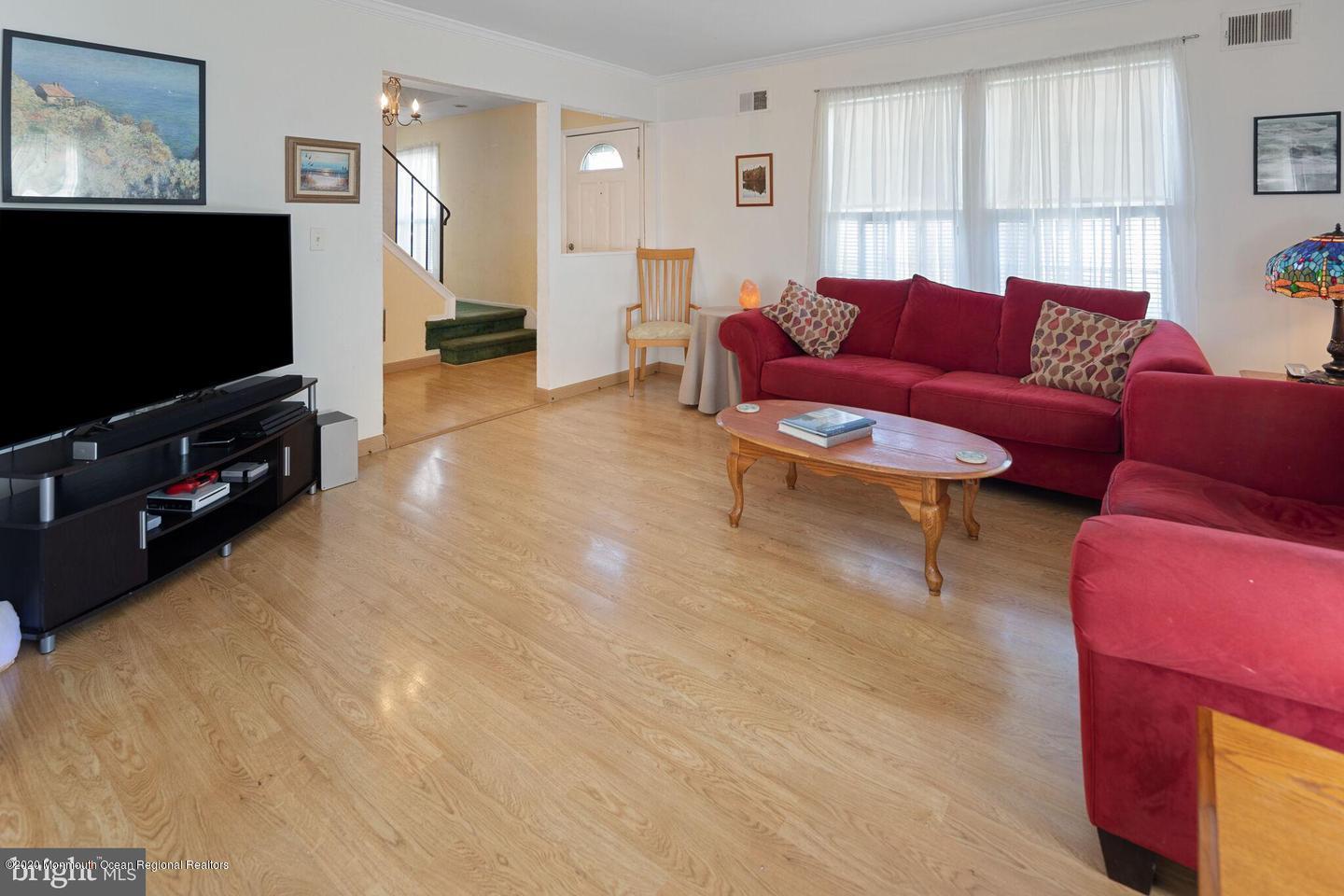 5 Compass Lane Barnegat, NJ 08005 - Photo 11 of 32 11