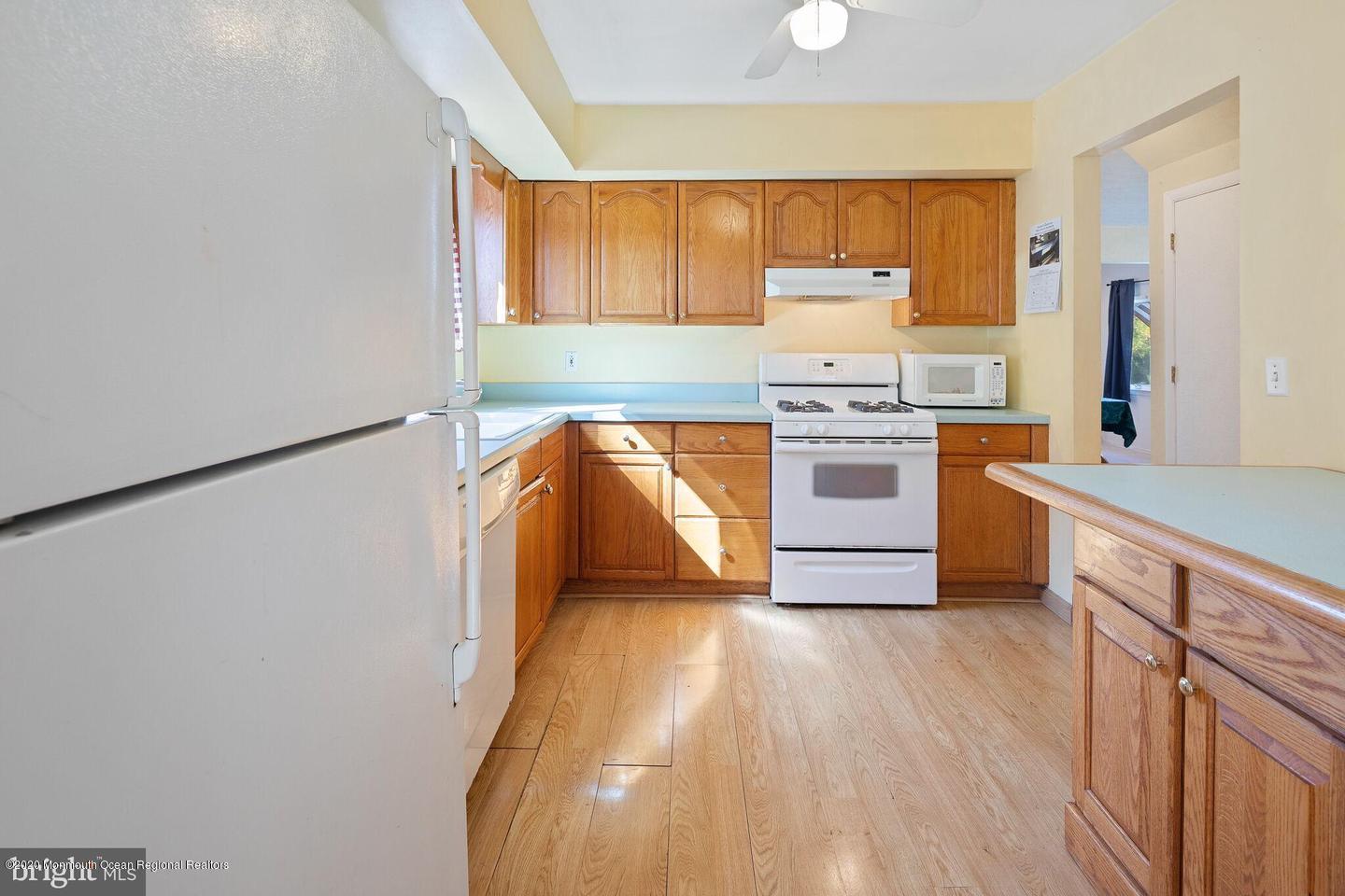 5 Compass Lane Barnegat, NJ 08005 - Photo 14 of 32 14