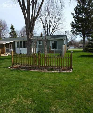 7221 North Center Road Mount Morris, MI 48458 - Photo 16 of 25 21134249-15.JPG