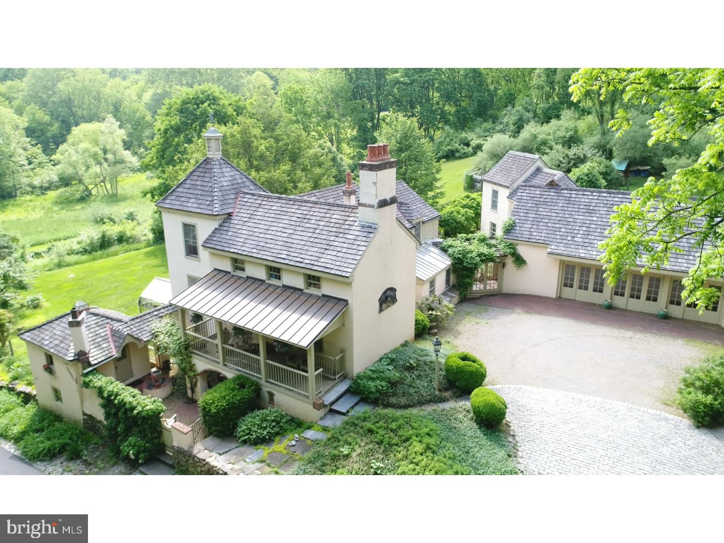 230 Fairview Road East Fallowfield, PA 19320 - Photo 1 of 17 Gallery Image 1