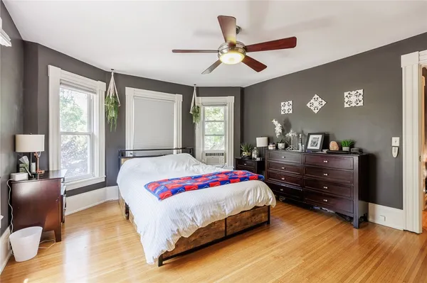 $3,000 | 256 Oxford Street, Unit 1, Rochester, NY 14607