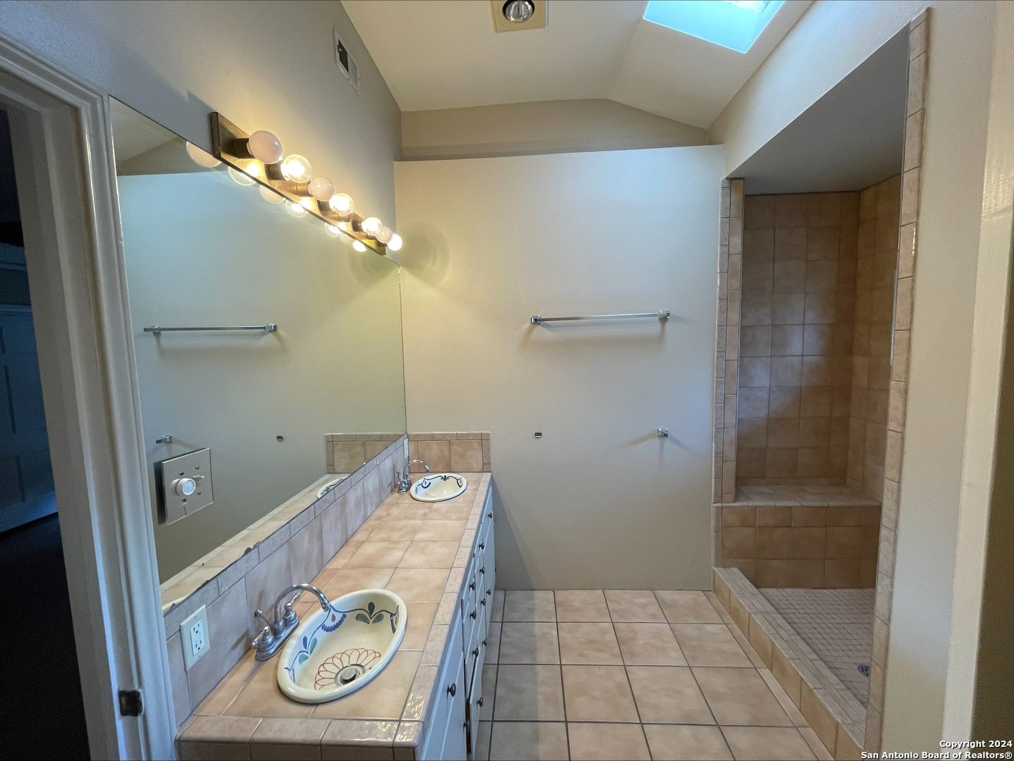 132 East Sunset Road San Antonio, TX 78209 - Photo 3 of 5