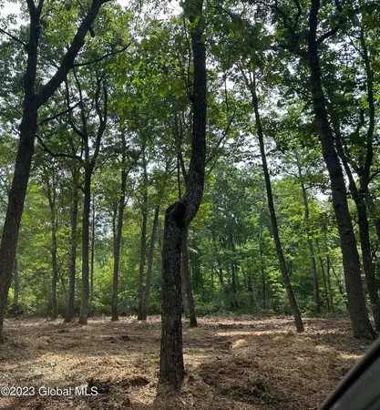 $84,900 | 52 Totem Lodge Road, Averill Park, NY 12018