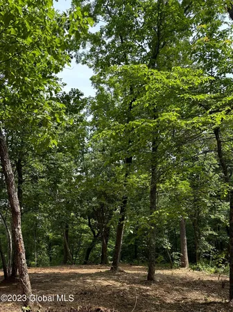 $84,900 | 52 Totem Lodge Road, Averill Park, NY 12018