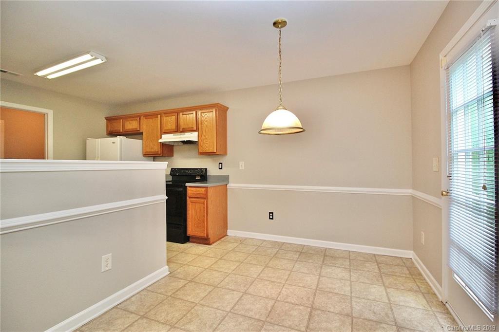 6611 Sunman Road Charlotte, NC 28216 - Photo 12 of 44