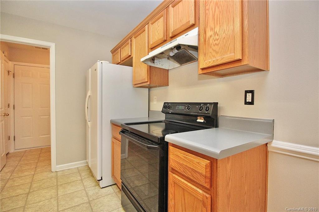 6611 Sunman Road Charlotte, NC 28216 - Photo 15 of 44