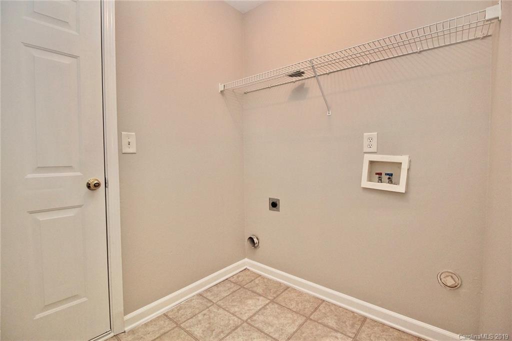 6611 Sunman Road Charlotte, NC 28216 - Photo 20 of 44