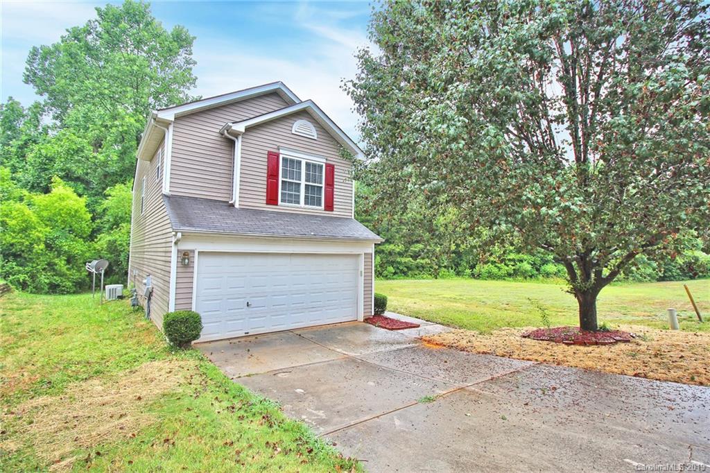 6611 Sunman Road Charlotte, NC 28216 - Photo 3 of 44