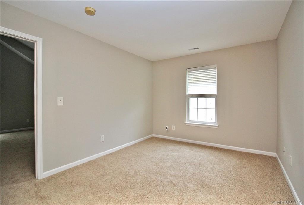 6611 Sunman Road Charlotte, NC 28216 - Photo 31 of 44