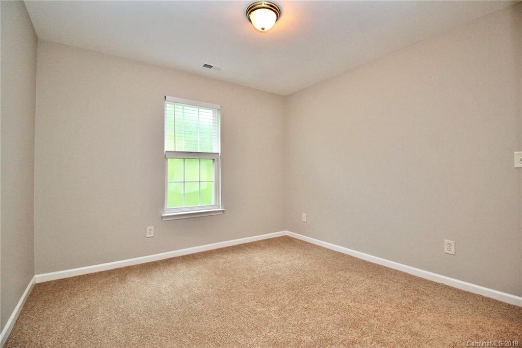 6611 Sunman Road Charlotte, NC 28216 - Photo 35 of 44
