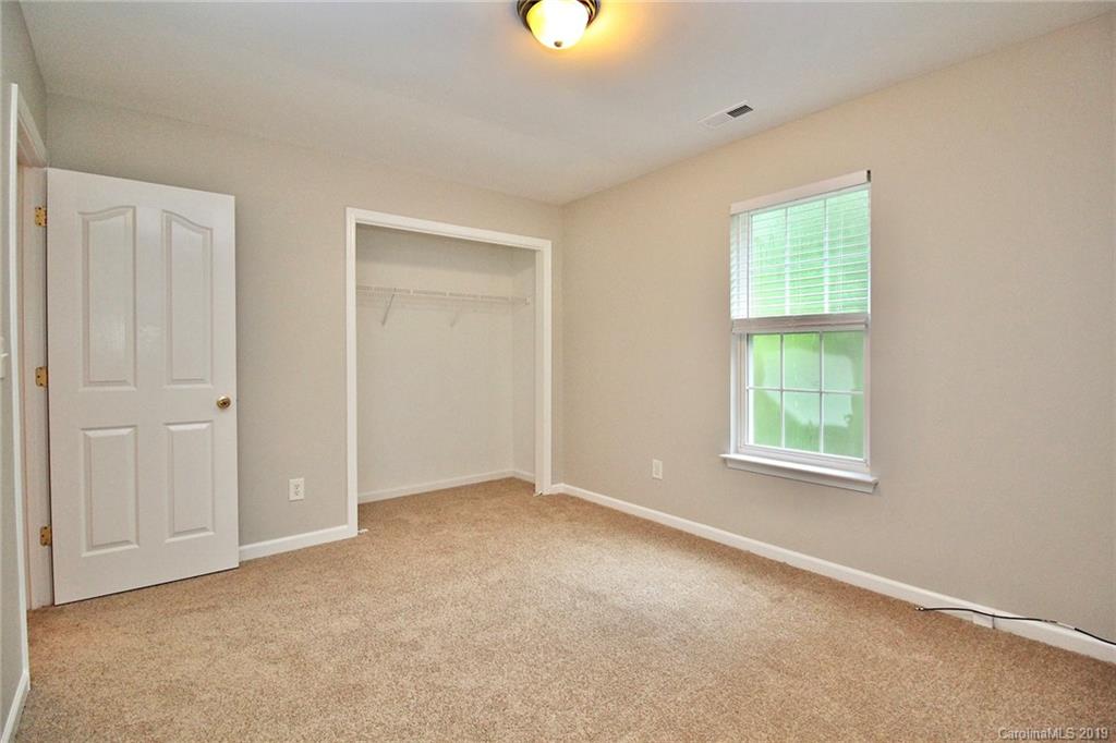 6611 Sunman Road Charlotte, NC 28216 - Photo 38 of 44