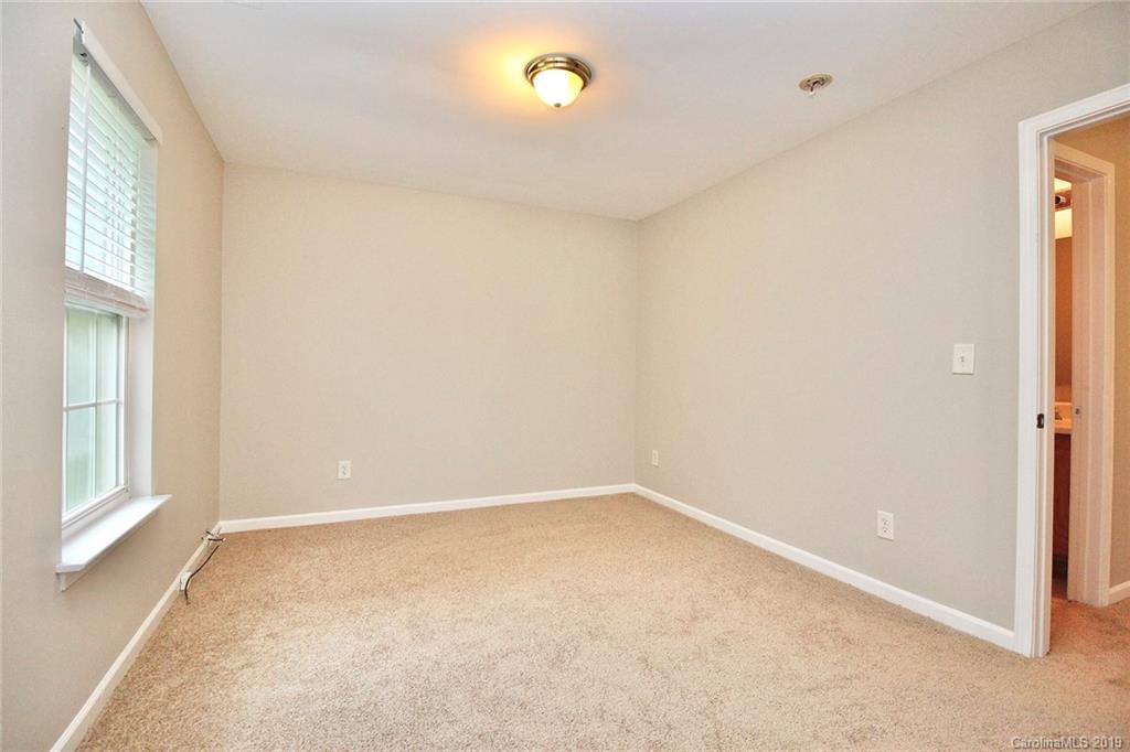 6611 Sunman Road Charlotte, NC 28216 - Photo 39 of 44